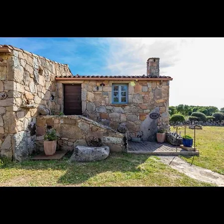 Villa U Caseddu Di Francescu, Piscine Privee, A 10mins Figari (Corsica)